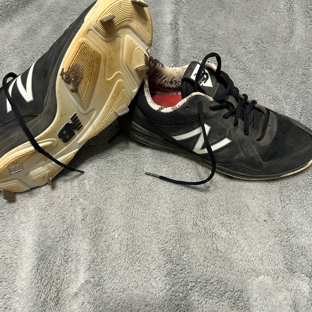 New balance baseball cleats